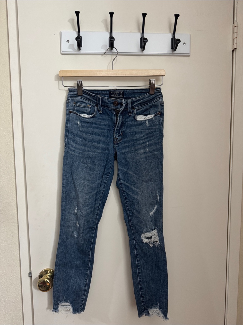 Abercrombie & Fitch Distressed Dark Blue Skinny Jeans